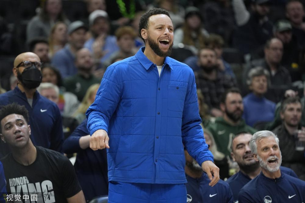 员们展现出 员们展现出