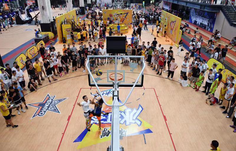 在篮球赛场 在篮球赛场