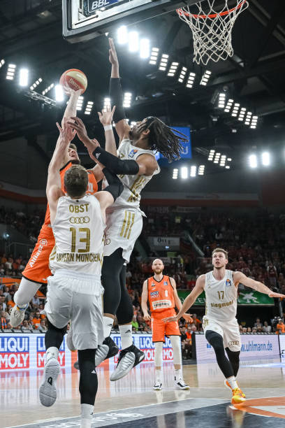 比如波兰的 比如波兰的